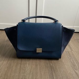 CELINE Drummed Calfskin Suede Medium Trapeze Ocean Blue